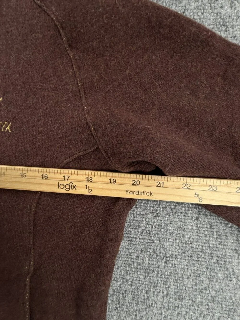 VTG Arc’teryx Regent Cardigan 2006 Large Raspberry Italian Wool Blend Red Brown